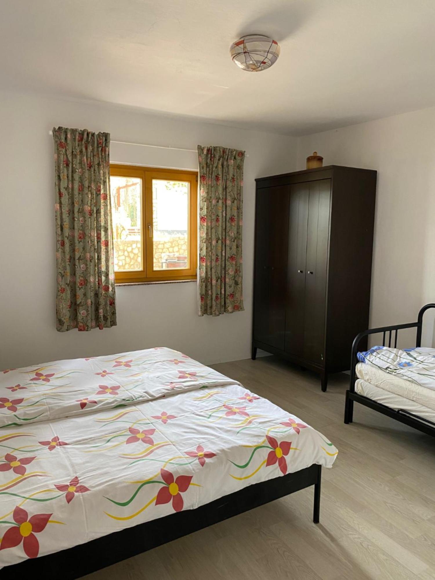 Apartments Lili I Baška Exterior foto